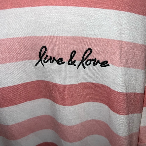 Torrid size 2 Live & Love short sleeve stripped tee Size 2 VGUC - Picture 2 of 4
